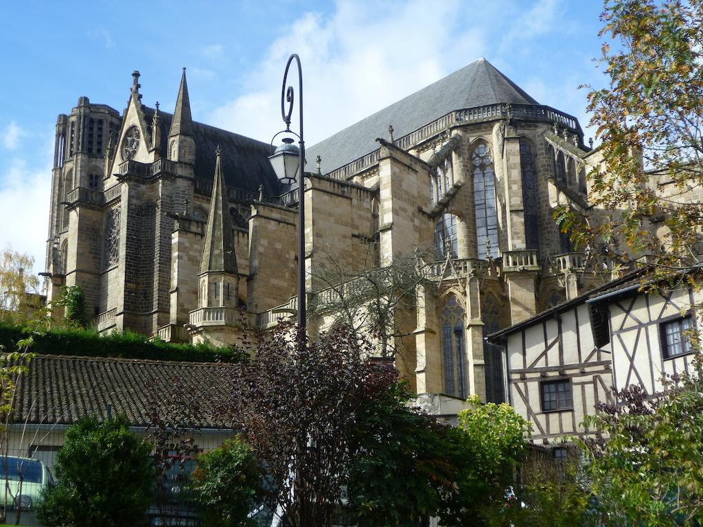 La Maison Du Marchand Peyrat-le-Château Eksteriør bilde